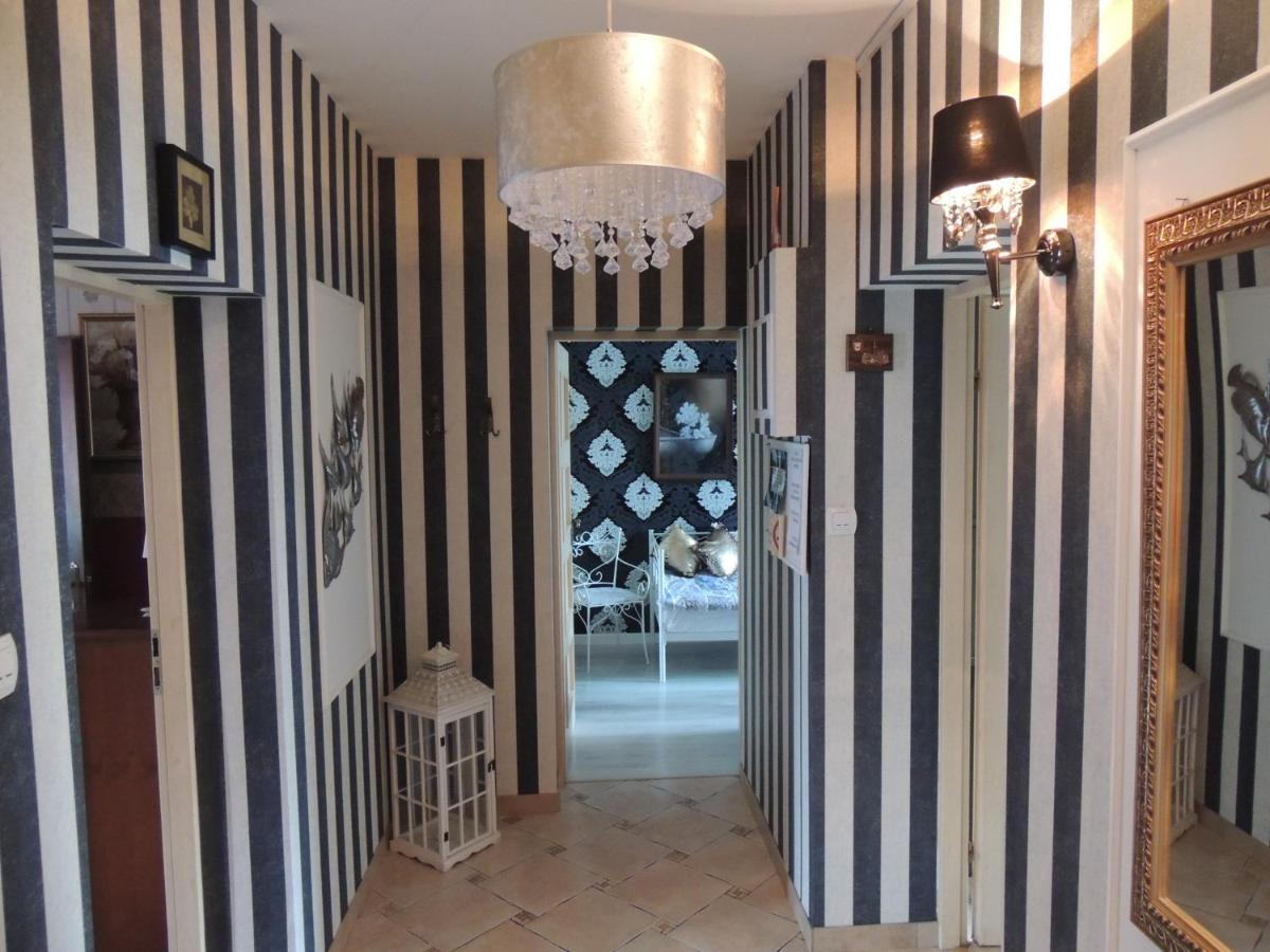 דירות שצ'צ'ין Apartament Michelle מראה חיצוני תמונה